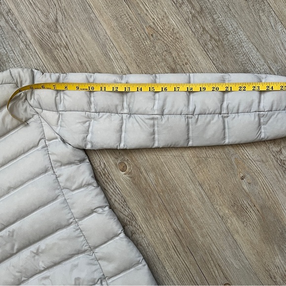 Uniqlo Women's Gray Puffer Down Jacket Small - Picture 4 of 11